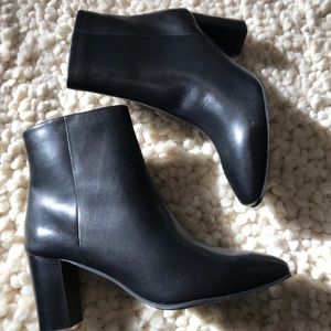 Aquatalia Florita leather bootie 12m new & perfect